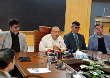 এনইআইআর চালু থাকবে: ফয়েজ আহমদ তৈয়্যব